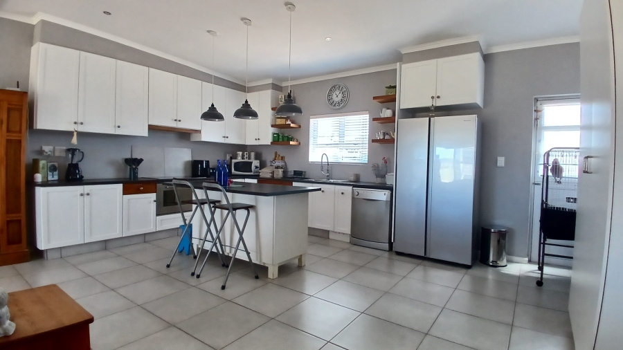 2 Bedroom Property for Sale in Fisherhaven Western Cape